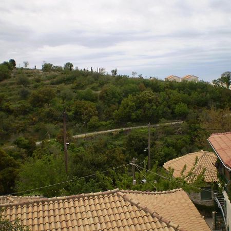 Lefki'S House Apartment Drymon Bagian luar foto